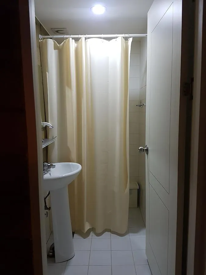 Plenty Guest House Seoul 2*,